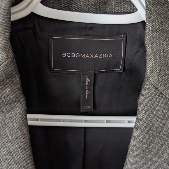 BCBGMaxAzria sleek blazer - Picture 4 of 9